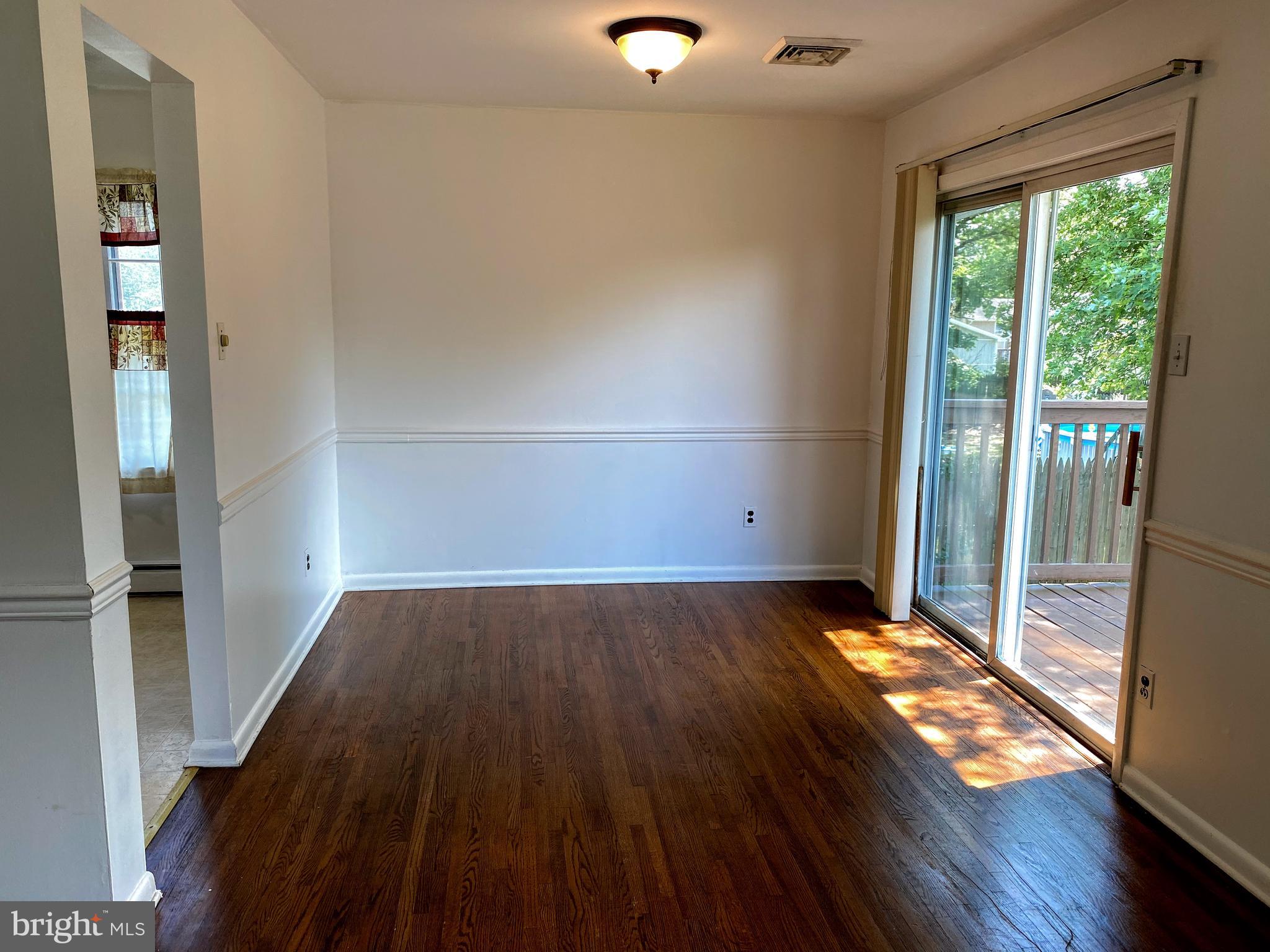 603 Postfield Road Newark, DE 19713 - Photo 6 of 22 Dining Room