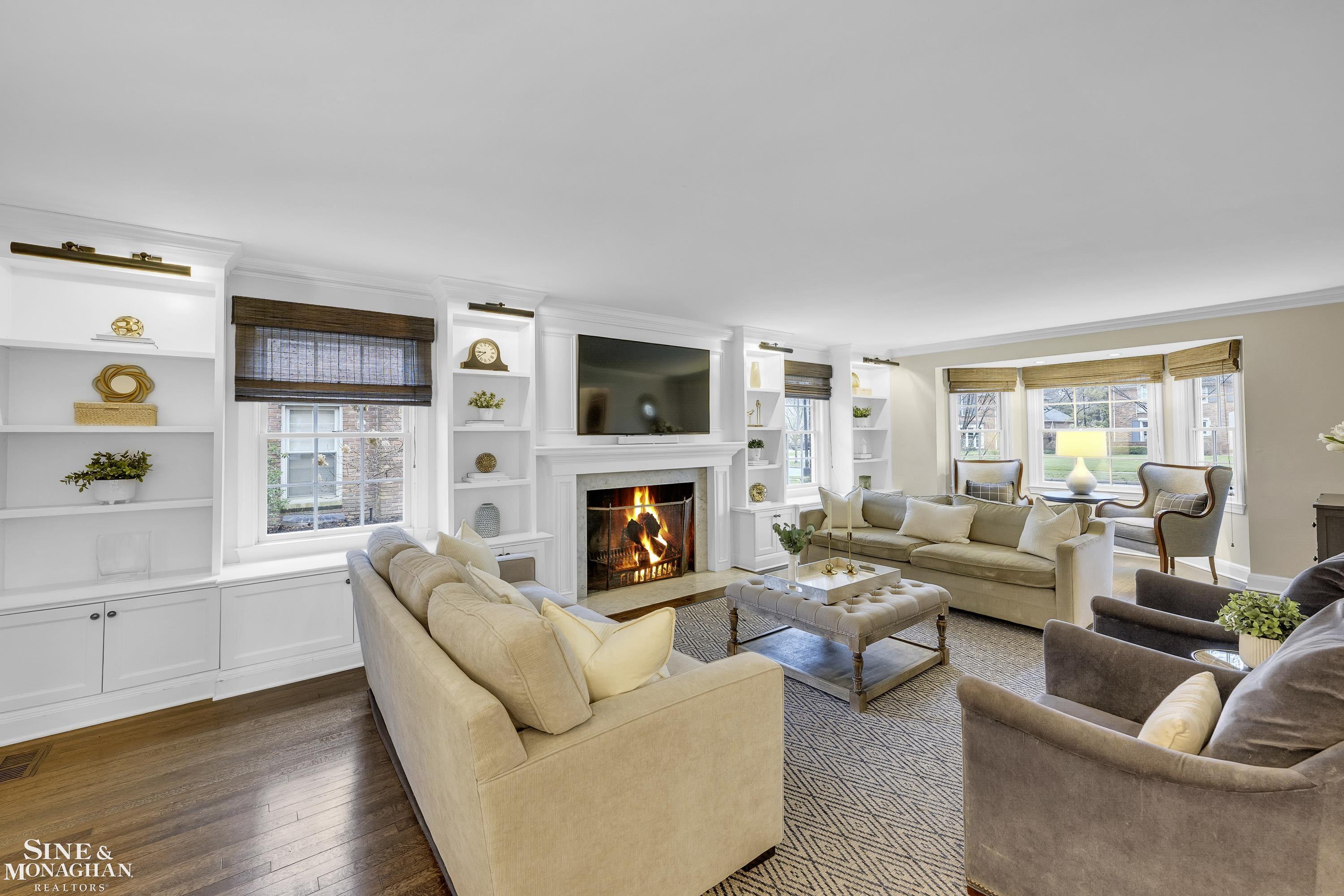 276 Cloverly Road Grosse Pointe Farms, MI 48236 - Photo 8 of 75