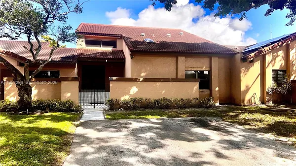 $3,300 | 6637 Northwest 178th Terrace, Hialeah, FL 33015