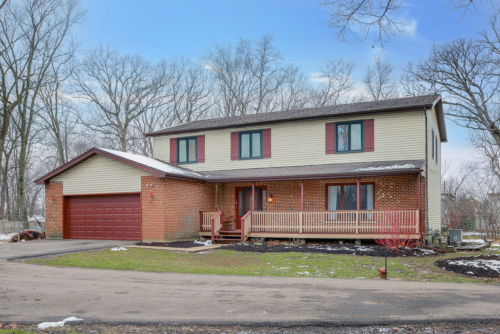 31W137 Rohrssen Road Hoffman Estates, IL 60192 - Photo 1 of 43 a front view of a house with garden