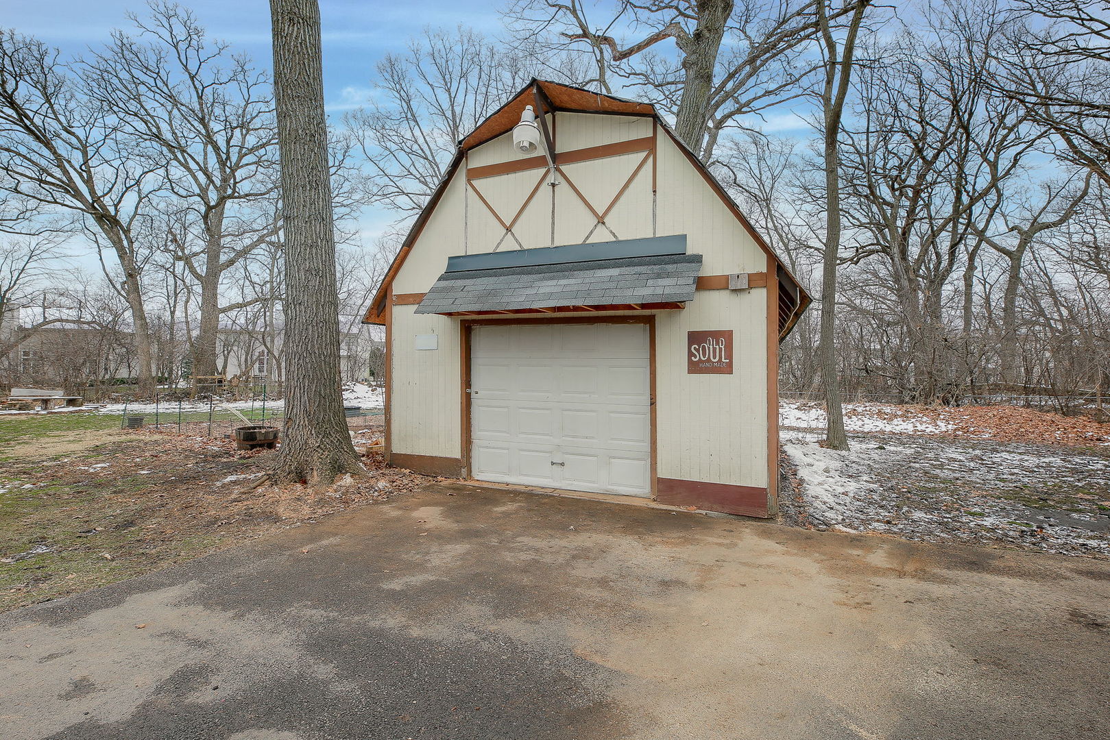 31W137 Rohrssen Road Hoffman Estates, IL 60192 - Photo 36 of 43 a view of outdoor space yard and garage
