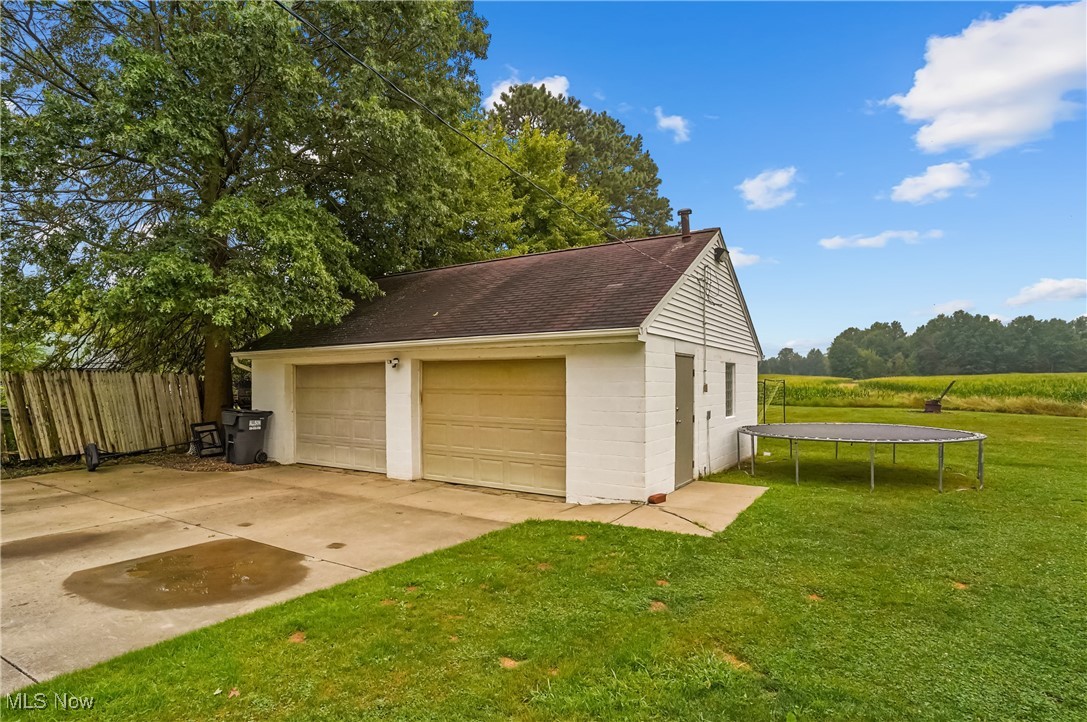 11369 Blott Road North Jackson, OH 44451 - Photo 39 of 40 Detached garage featuring a trampoline