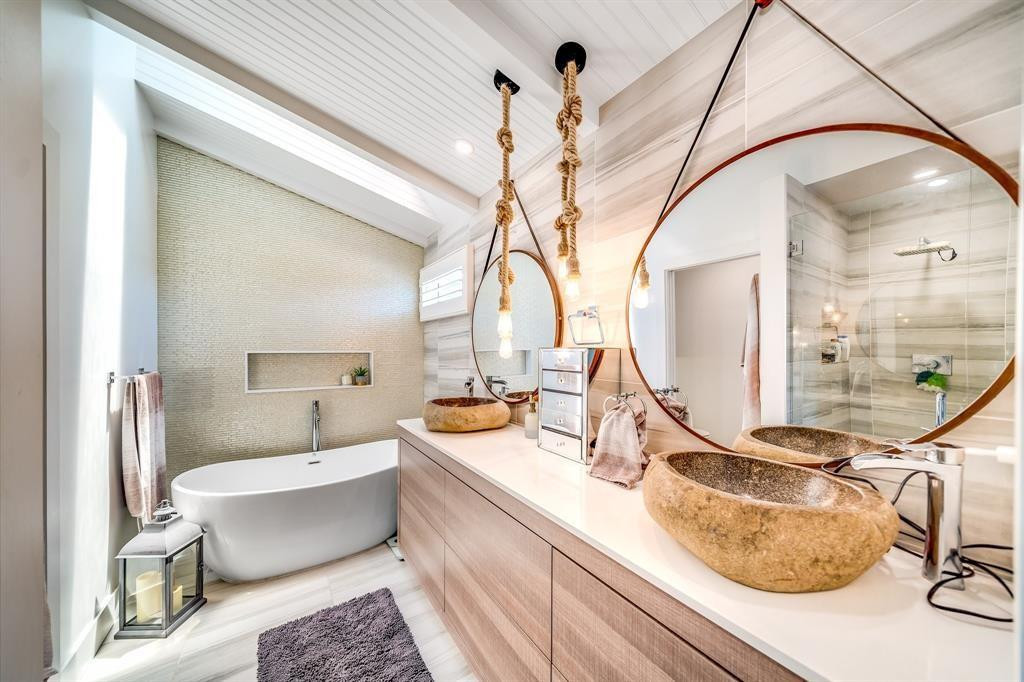 12036 Quilting Lane Boca Raton, FL 33428 - Photo 21 of 25 a room with table and a mirror