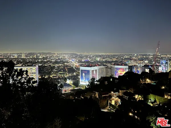 $17,300 | 8460 Harold Way, Los Angeles, CA 90069