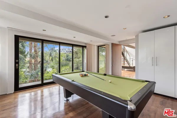 $17,300 | 8460 Harold Way, Los Angeles, CA 90069