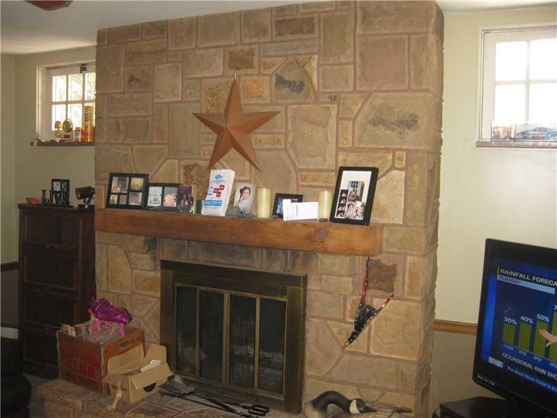 3460 Evergreen Road Pittsburgh, PA 15237 - Photo 11 of 21 Family Room. Family room wood burning fireplace