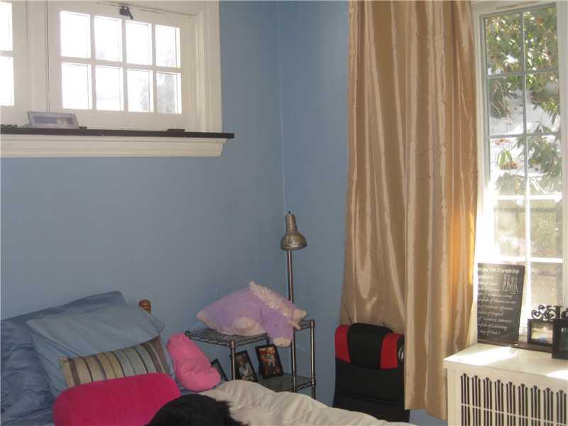 3460 Evergreen Road Pittsburgh, PA 15237 - Photo 13 of 21 Bedroom.