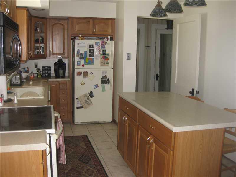 3460 Evergreen Road Pittsburgh, PA 15237 - Photo 8 of 21 Kitchen.