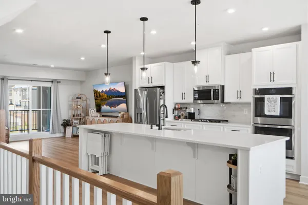 $635,000 | 1612 Kirkman Street, Dumfries, VA 22026