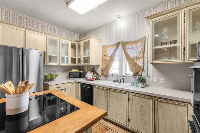 $350,000 | 112 South Evans Street, Boyd, TX 76023