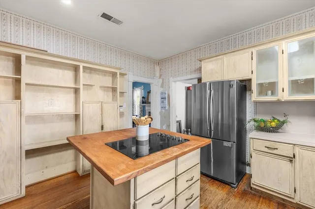 $350,000 | 112 South Evans Street, Boyd, TX 76023