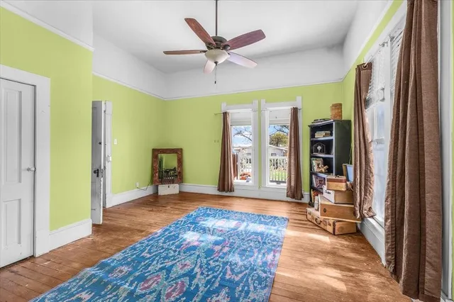 $350,000 | 112 South Evans Street, Boyd, TX 76023