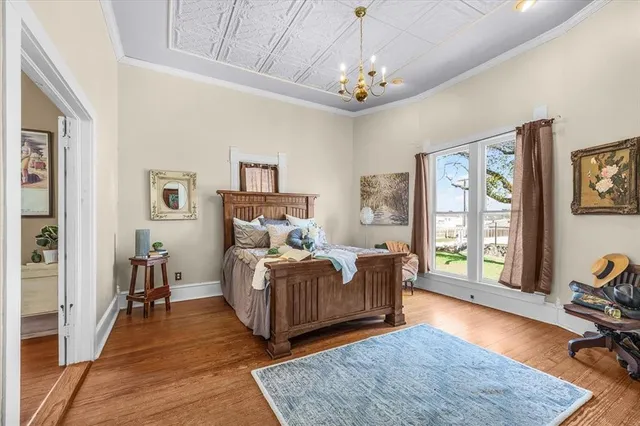 $350,000 | 112 South Evans Street, Boyd, TX 76023