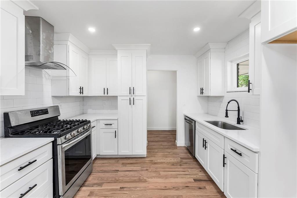 2191 Tilson Circle Decatur, GA 30032 - Photo 11 of 34