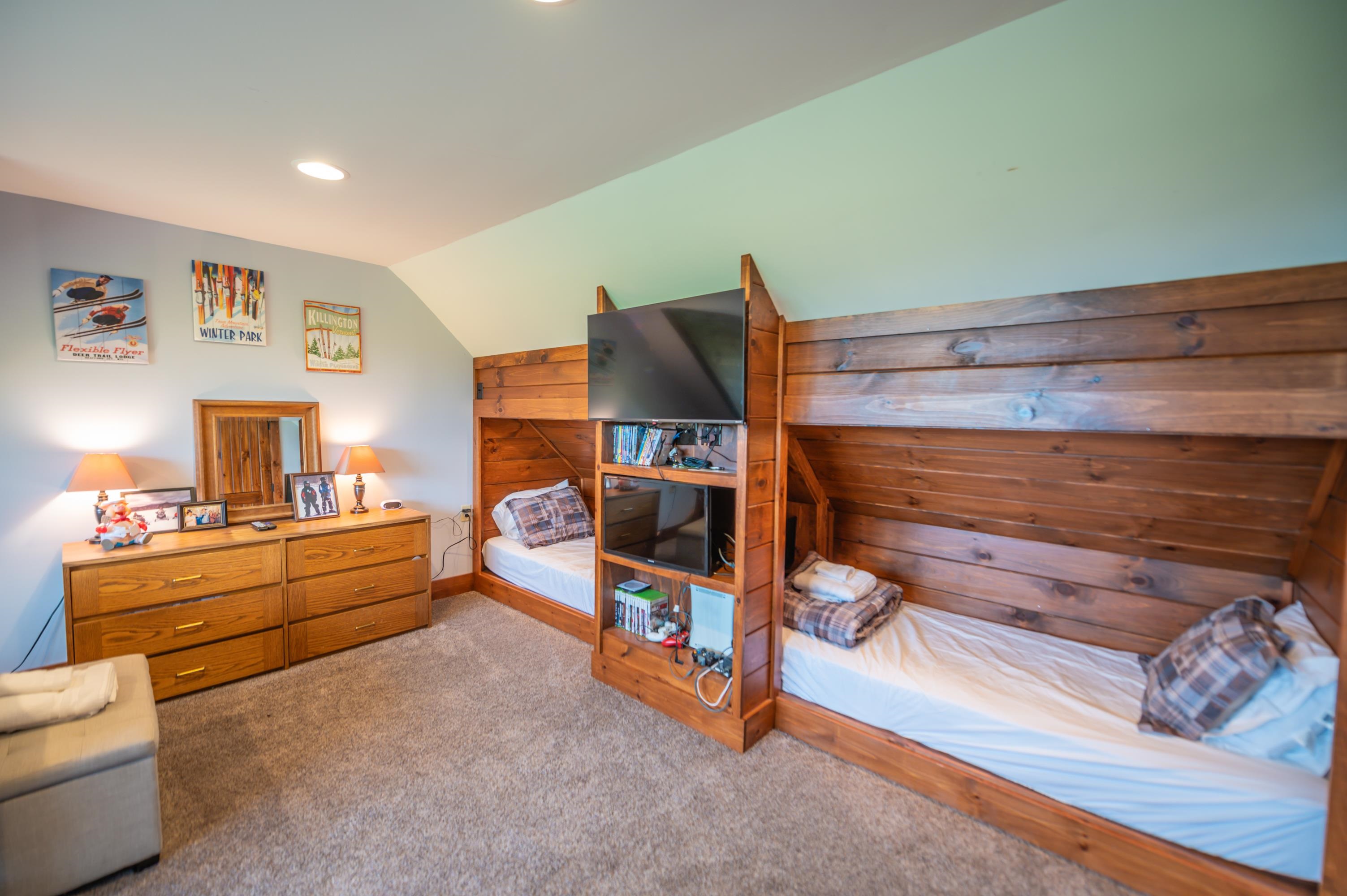 151 Old Ark Road Wilmington, VT 05363 - Photo 8 of 28 Gallery Image 8
