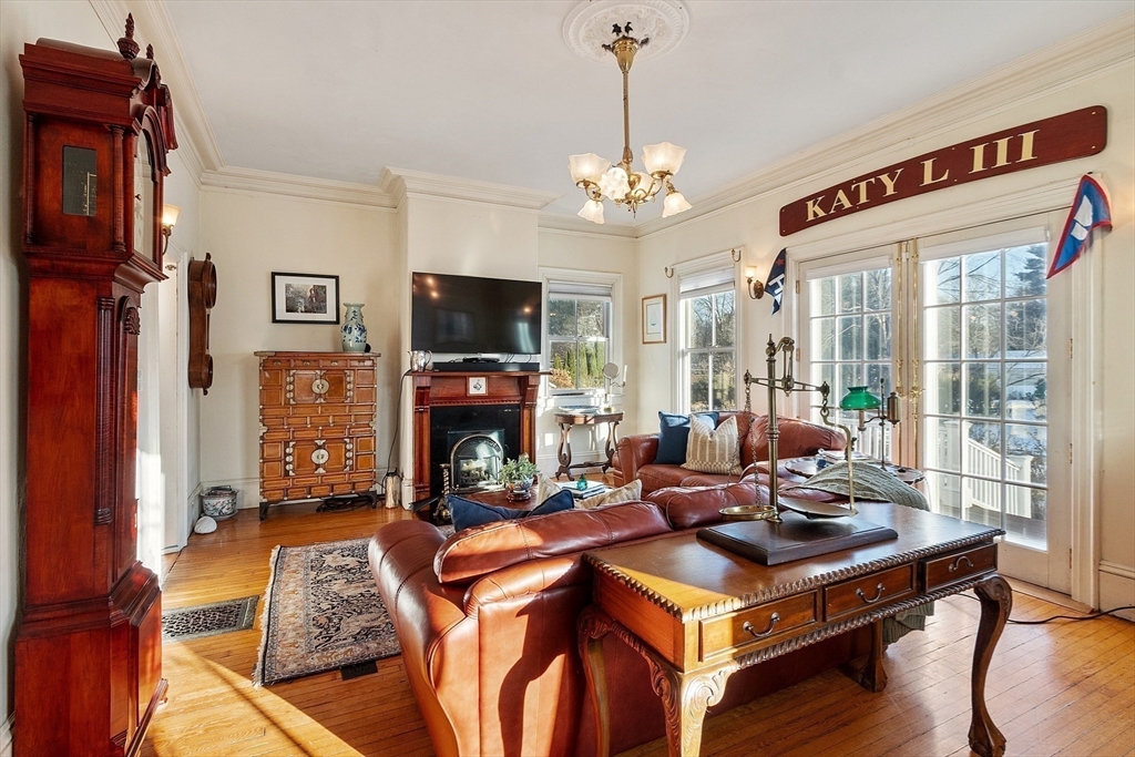 25 Fairhaven Road Concord, MA 01742 - Photo 12 of 42