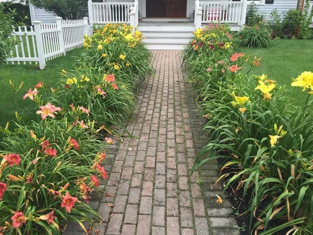 $1,985,000 | 25 Fairhaven Road, Concord, MA 01742