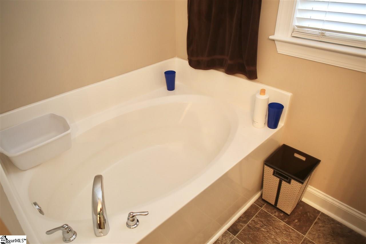 170 Midwood Road Travelers Rest, SC 29690 - Photo 11 of 18 Gallery Image 11