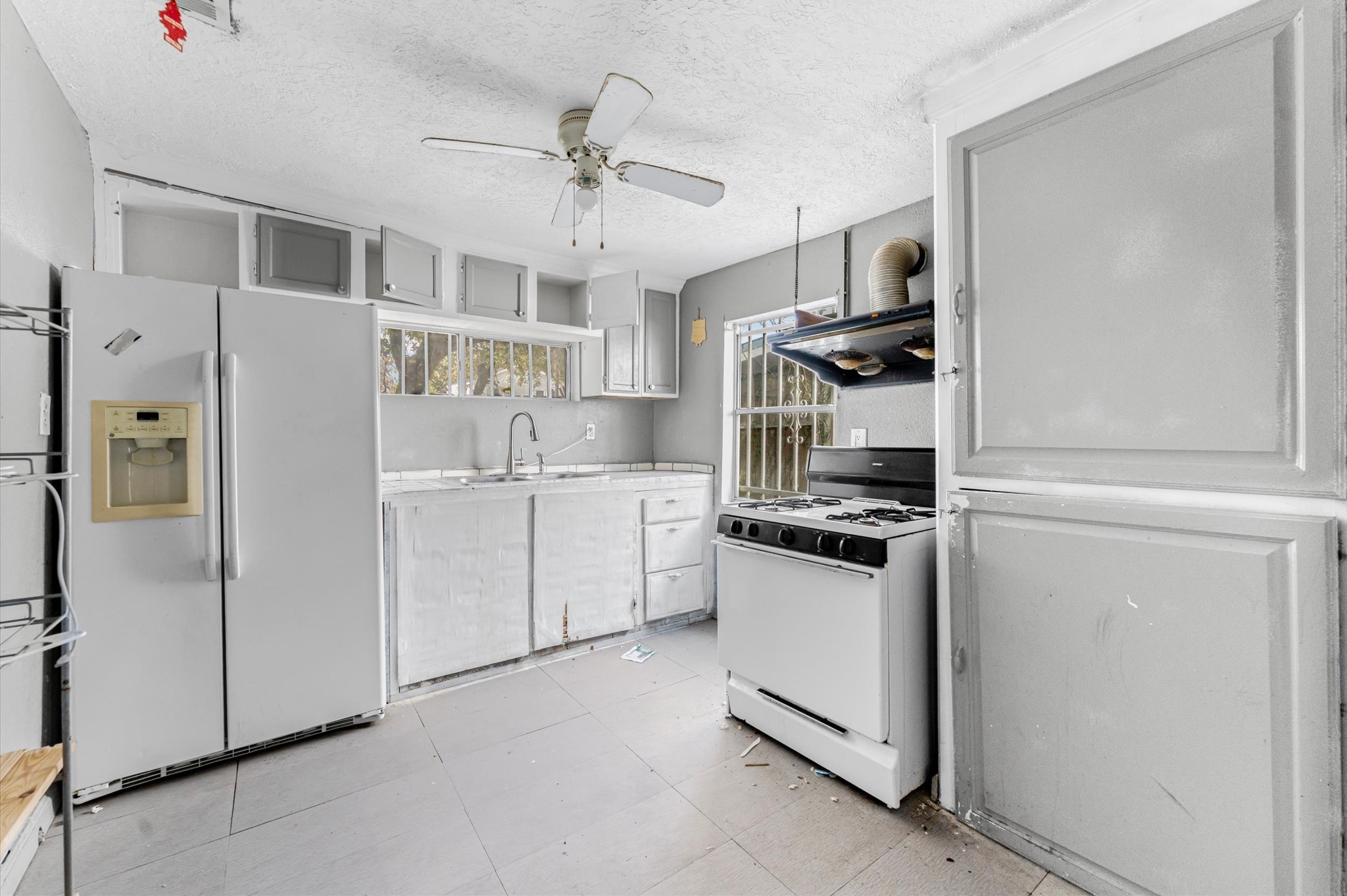 605 Post Street Houston, TX 77022 - Photo 11 of 18