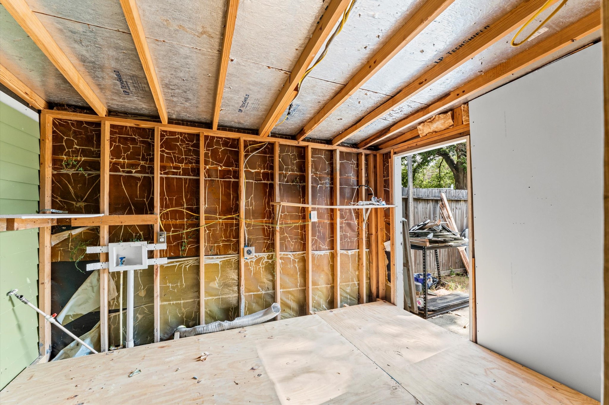 605 Post Street Houston, TX 77022 - Photo 13 of 18