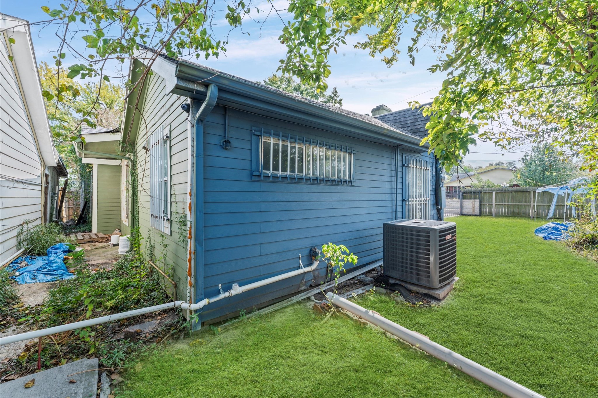 605 Post Street Houston, TX 77022 - Photo 14 of 18