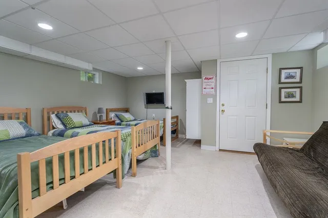 $3,700 | 124 Water Street, Strafford, NH 03884