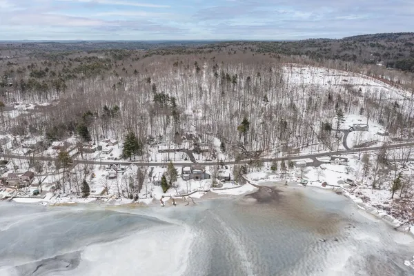 $3,700 | 124 Water Street, Strafford, NH 03884