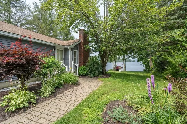 $3,700 | 124 Water Street, Strafford, NH 03884