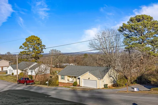 $250,000 | 1717 East Rebel Road, Rossville, GA 30741