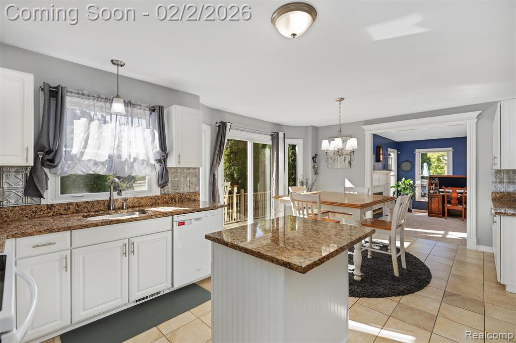 1022 Pointe Pl Boulevard Rochester, MI 48307 - Photo 12 of 46 Gallery Image 12