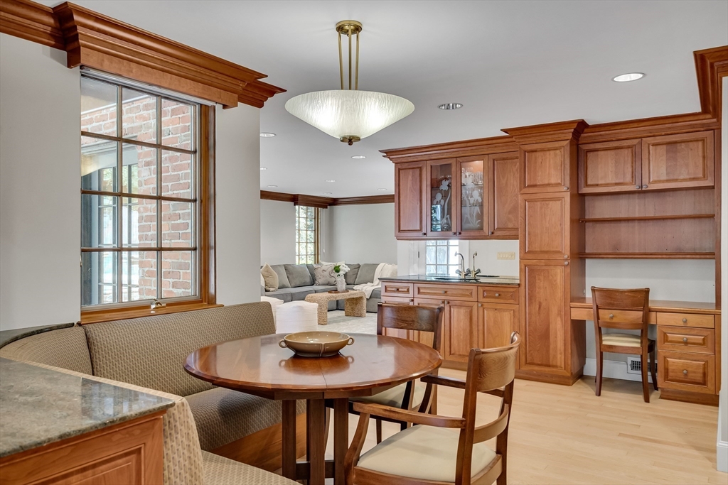 72 Beverly Road Brookline, MA 02467 - Photo 17 of 42 Gallery Image 17