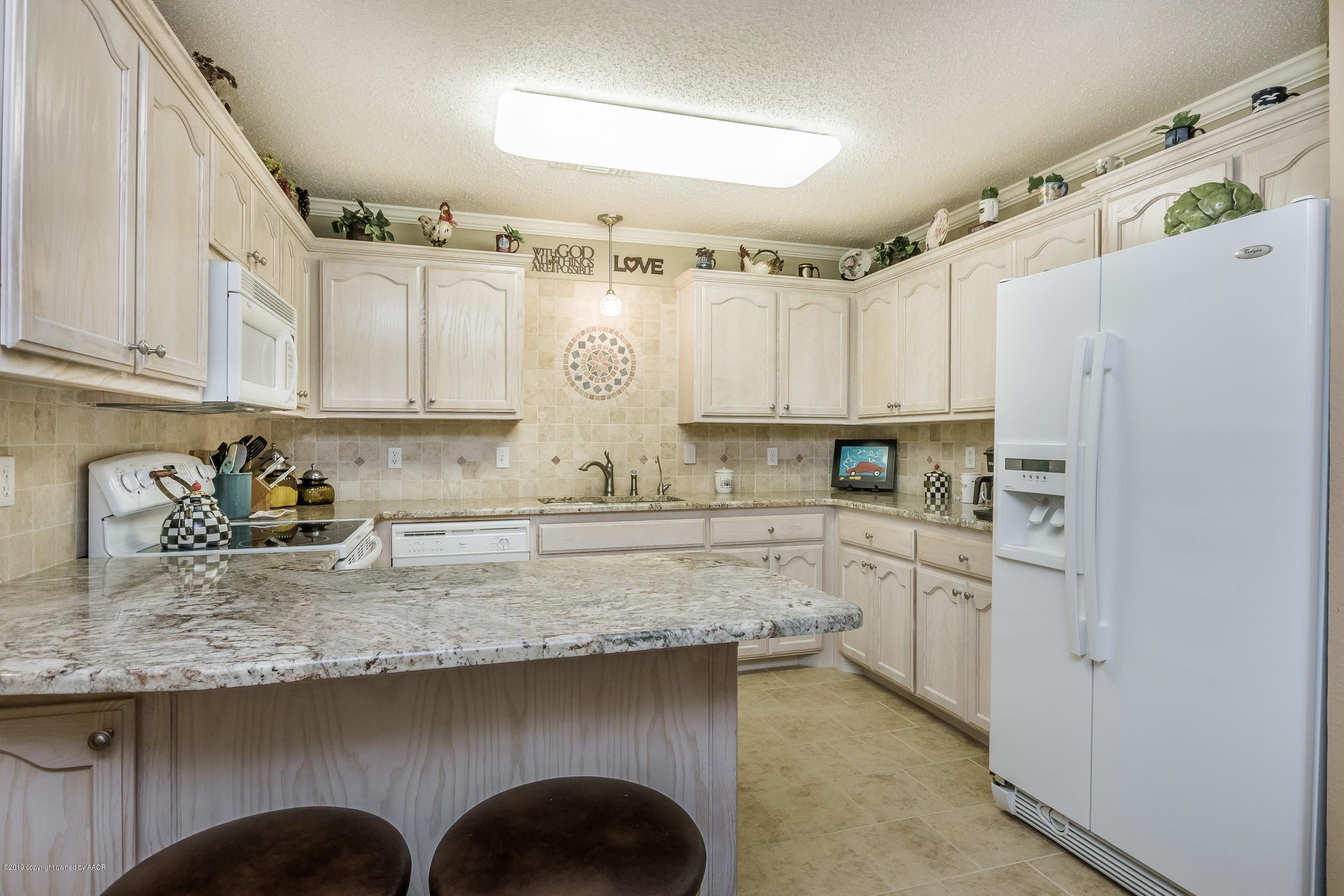 7006 Thunder Road Amarillo, TX 79119 - Photo 6 of 18 Kitchen