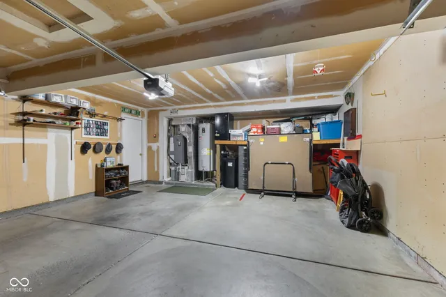 $284,000 | 6913 Thousand Oaks Drive, Indianapolis, IN 46214