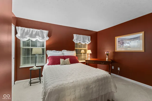 $284,000 | 6913 Thousand Oaks Drive, Indianapolis, IN 46214