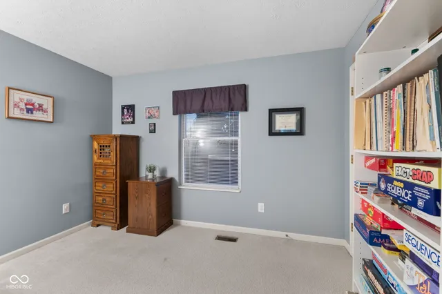 $284,000 | 6913 Thousand Oaks Drive, Indianapolis, IN 46214