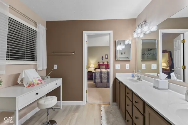 $284,000 | 6913 Thousand Oaks Drive, Indianapolis, IN 46214