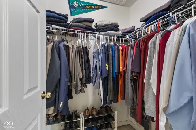 $284,000 | 6913 Thousand Oaks Drive, Indianapolis, IN 46214