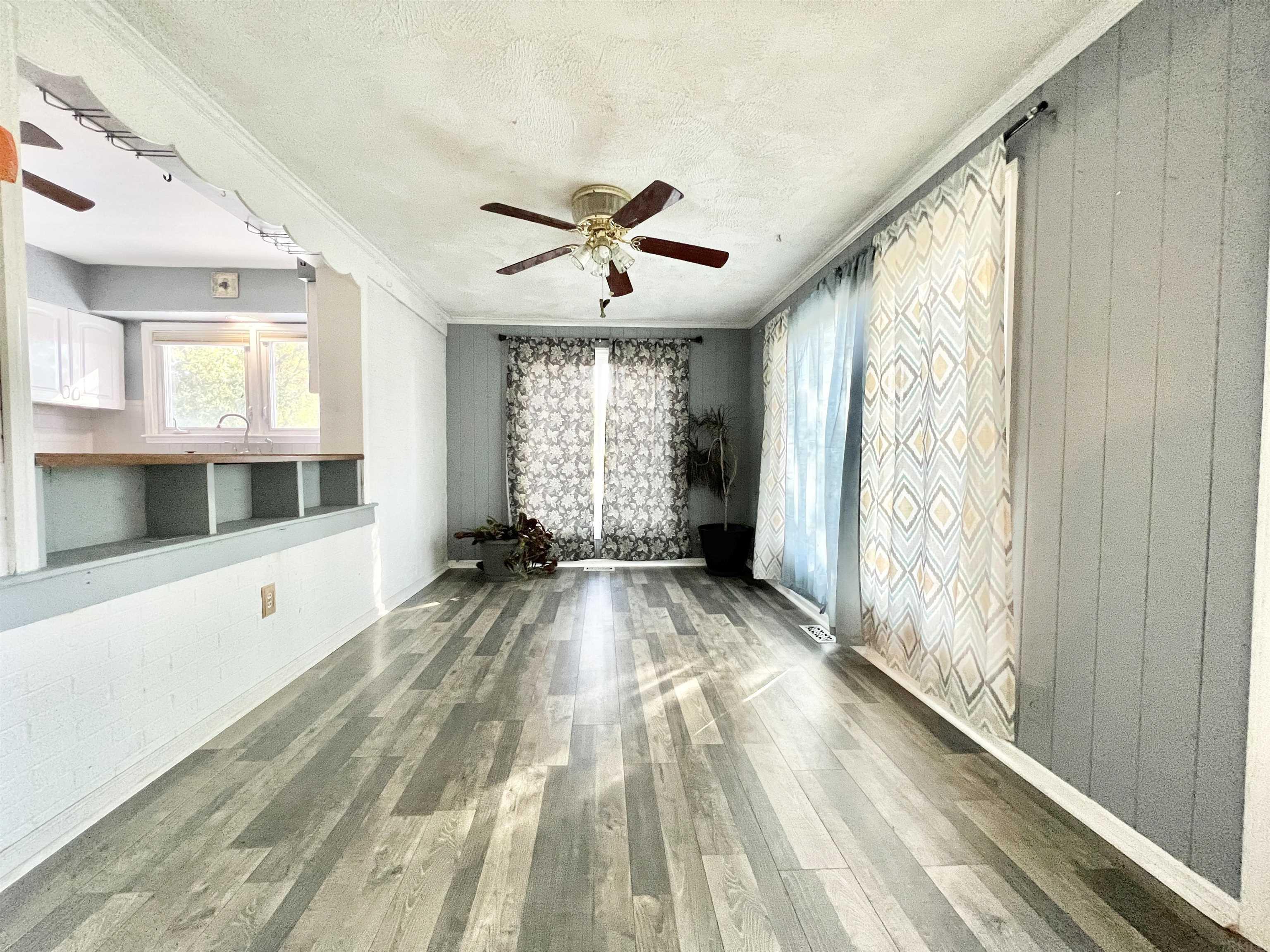 7223 Newburgh Road Evansville, IN 47715 - Photo 12 of 24 Gallery Image 12