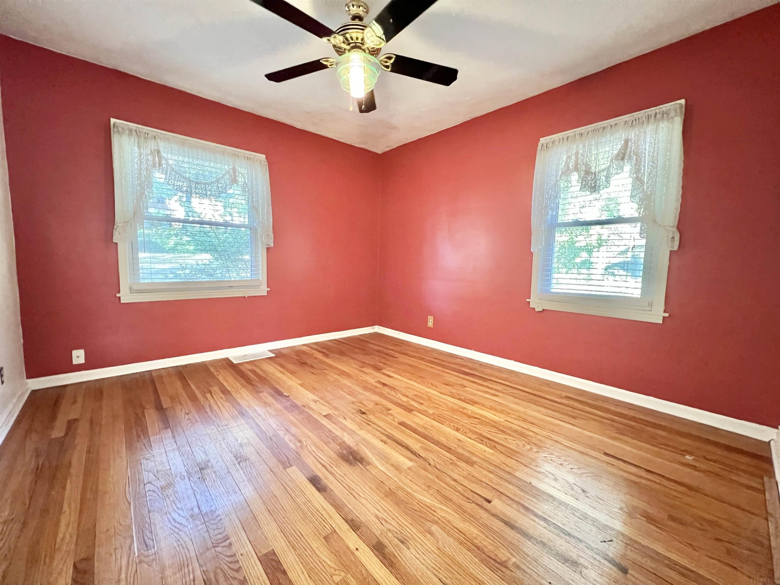 7223 Newburgh Road Evansville, IN 47715 - Photo 9 of 24 Gallery Image 9