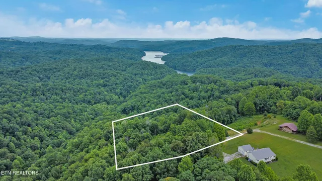 $85,000 | Hidden Cove Lane, Allons, TN 38541