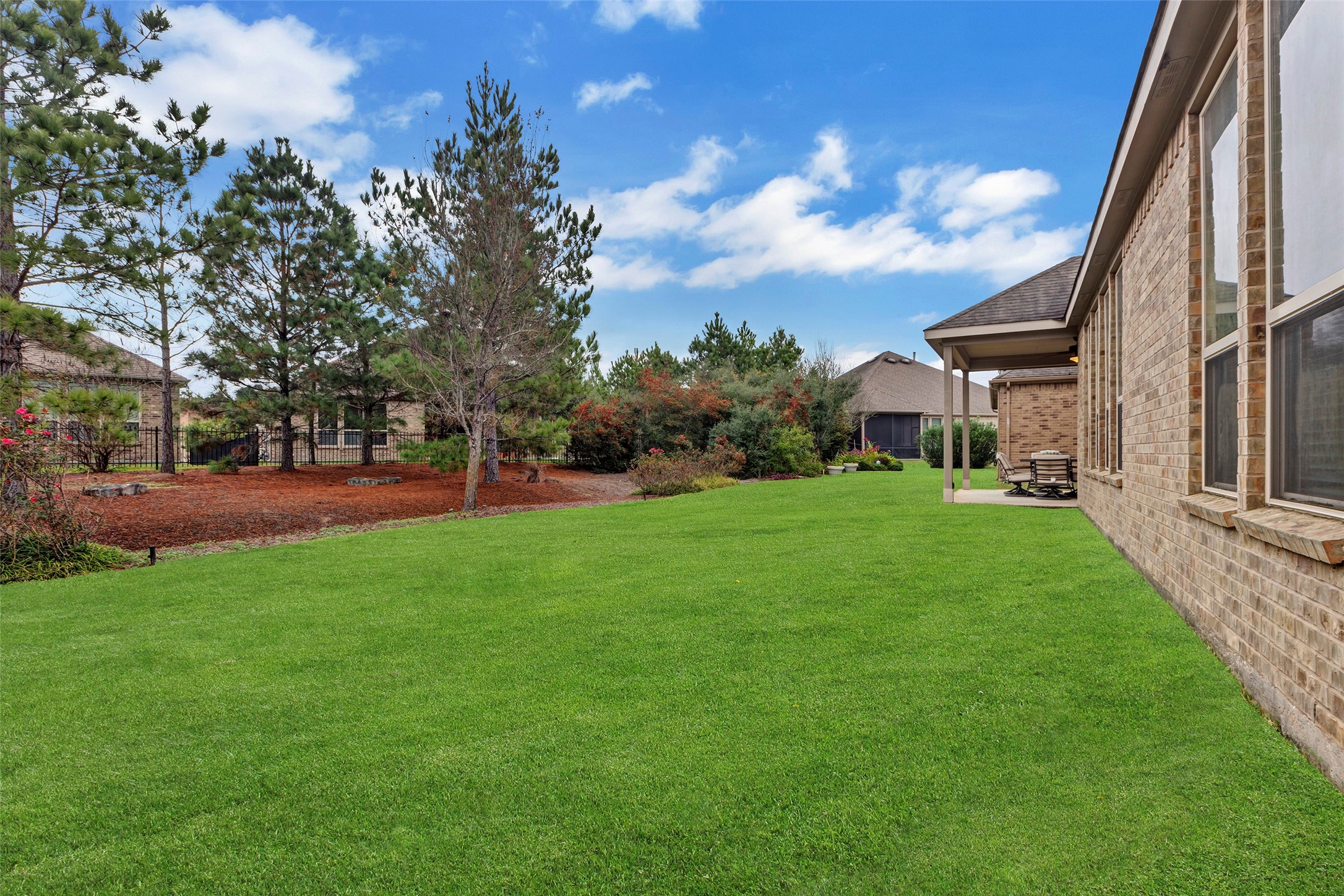 342 Kerry Bog Lane Spring, TX 77382 - Photo 34 of 39 a view of a house with a big yard