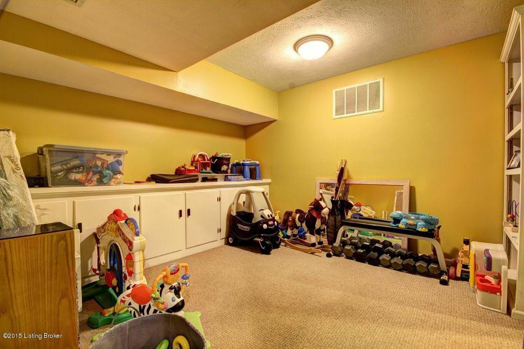 10413 Long Home Road Louisville, KY 40291 - Photo 24 of 29 image