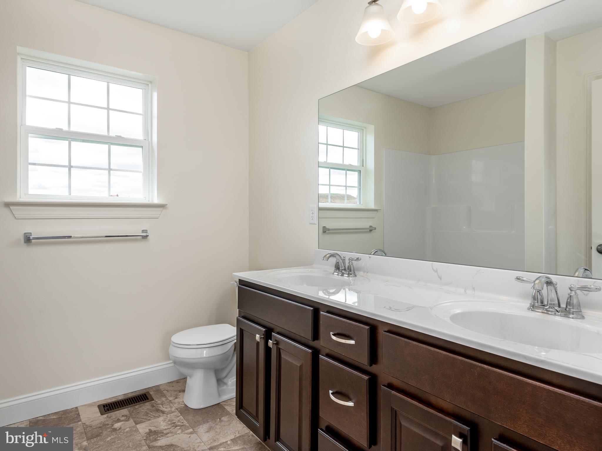 200 Eagle Road Dillsburg, PA 17019 - Photo 33 of 48 2nd floor master bath