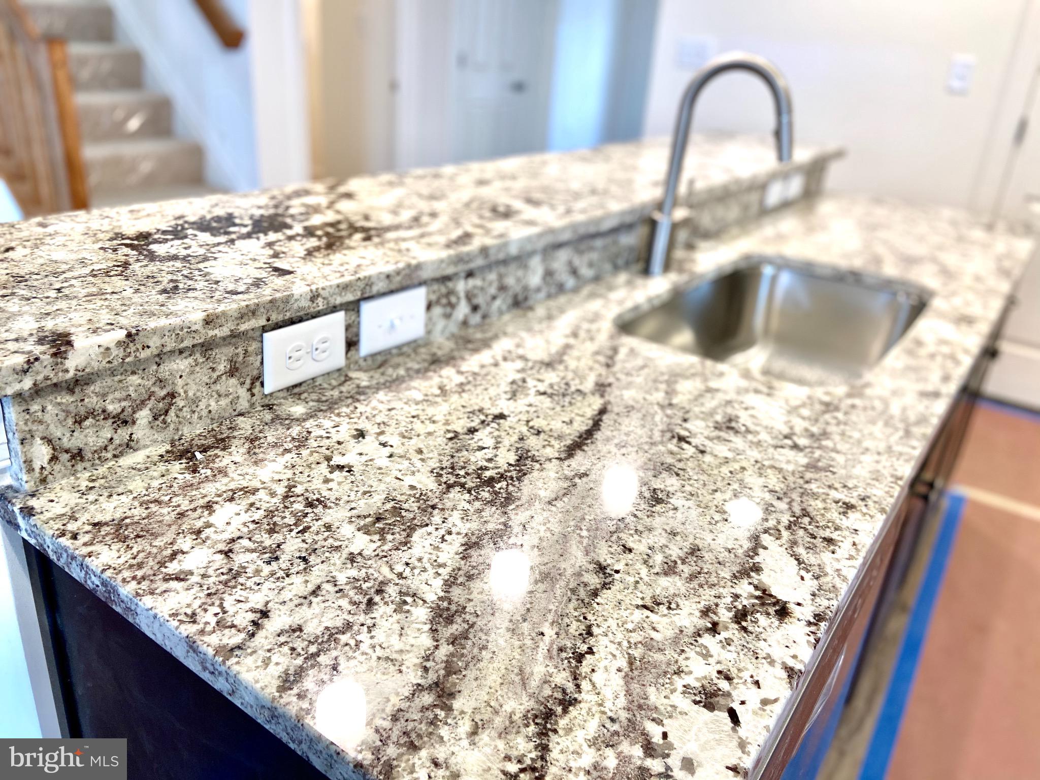200 Eagle Road Dillsburg, PA 17019 - Photo 8 of 48 Granite counter - Alaska White Granite
