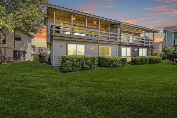 $1,850 | 36 April Point Drive North, Montgomery, TX 77356