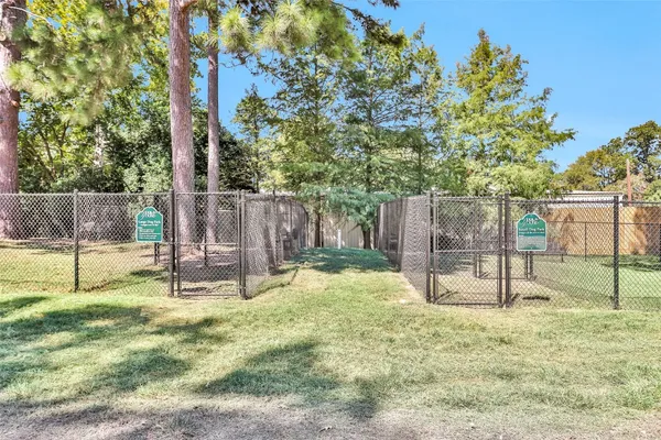 $1,850 | 36 April Point Drive North, Montgomery, TX 77356