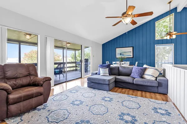 $1,850 | 36 April Point Drive North, Montgomery, TX 77356