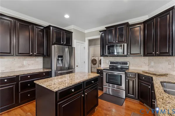 $799,950 | 9118 Colonnade Circle, Ashland, VA 23005