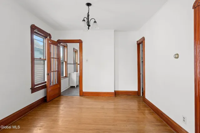 $278,500 | 19 Ingersoll Avenue, Schenectady, NY 12305