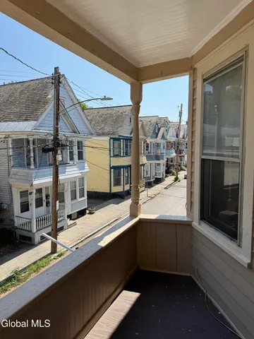 $269,900 | 19 Ingersoll Avenue, Schenectady, NY 12305